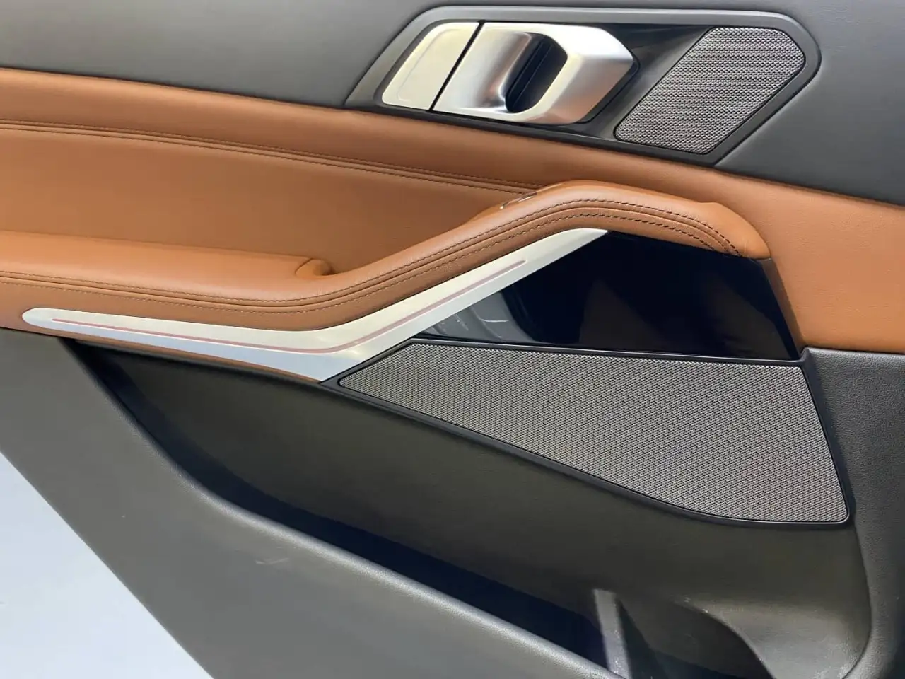 BMW X7 - Image 20