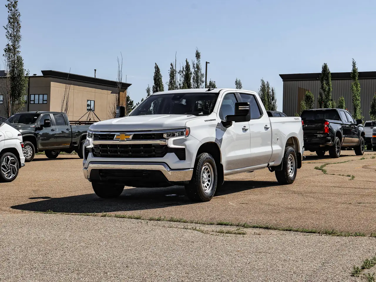 Chevrolet Silverado 1500 - Image 4