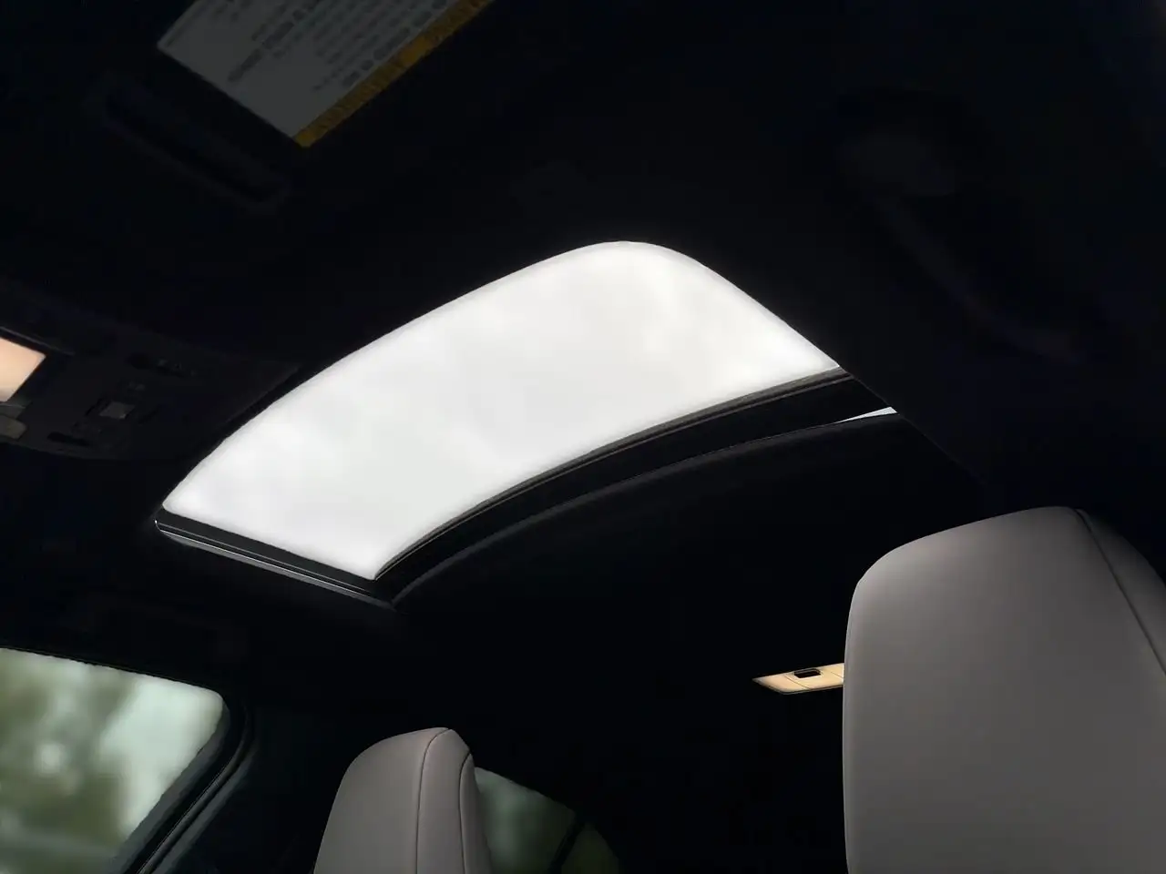 Lexus UX - Image 29