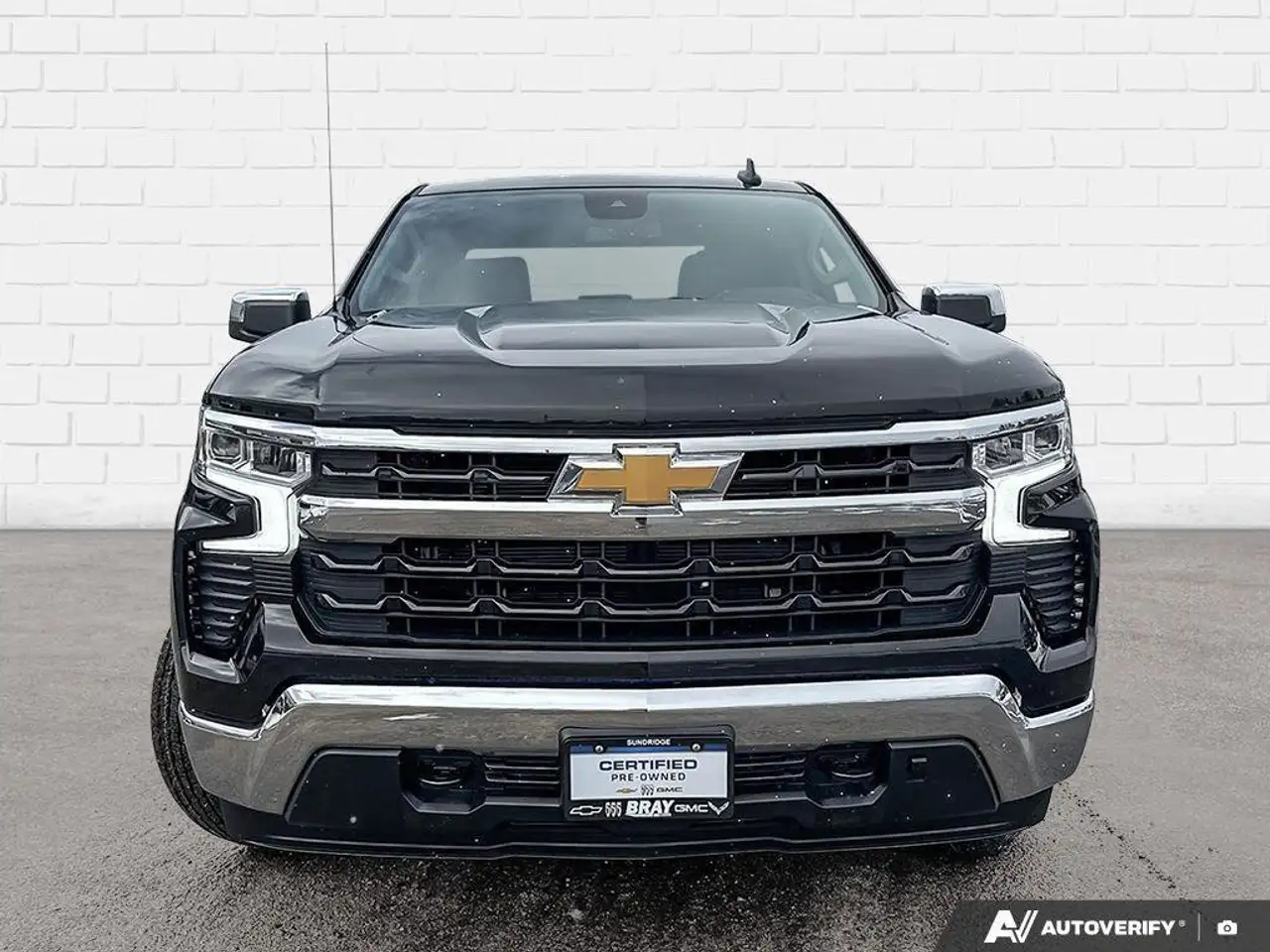 Chevrolet Silverado 1500 - Image 8