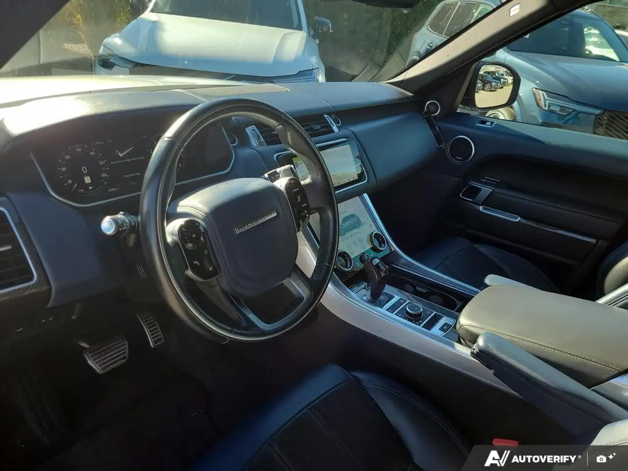 Land Rover Range Rover Sport - Image 12