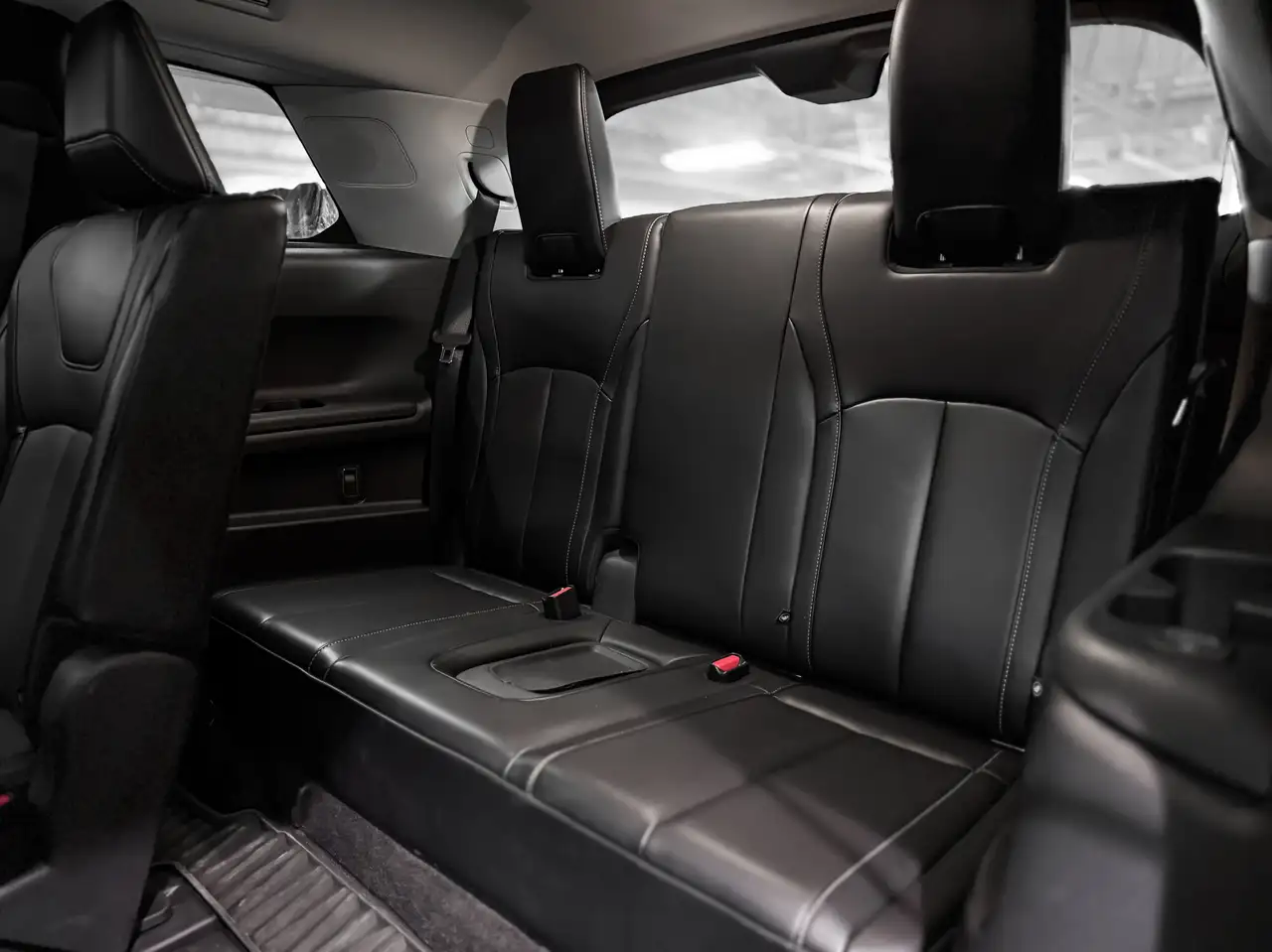 Infiniti QX60 - Image 30