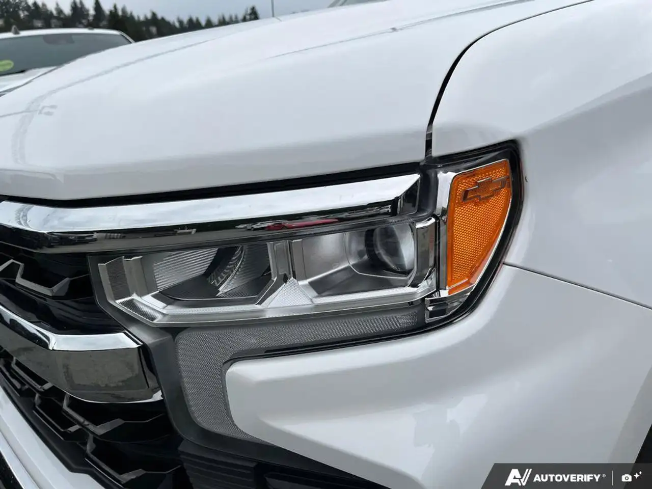Chevrolet Silverado 1500 - Image 8