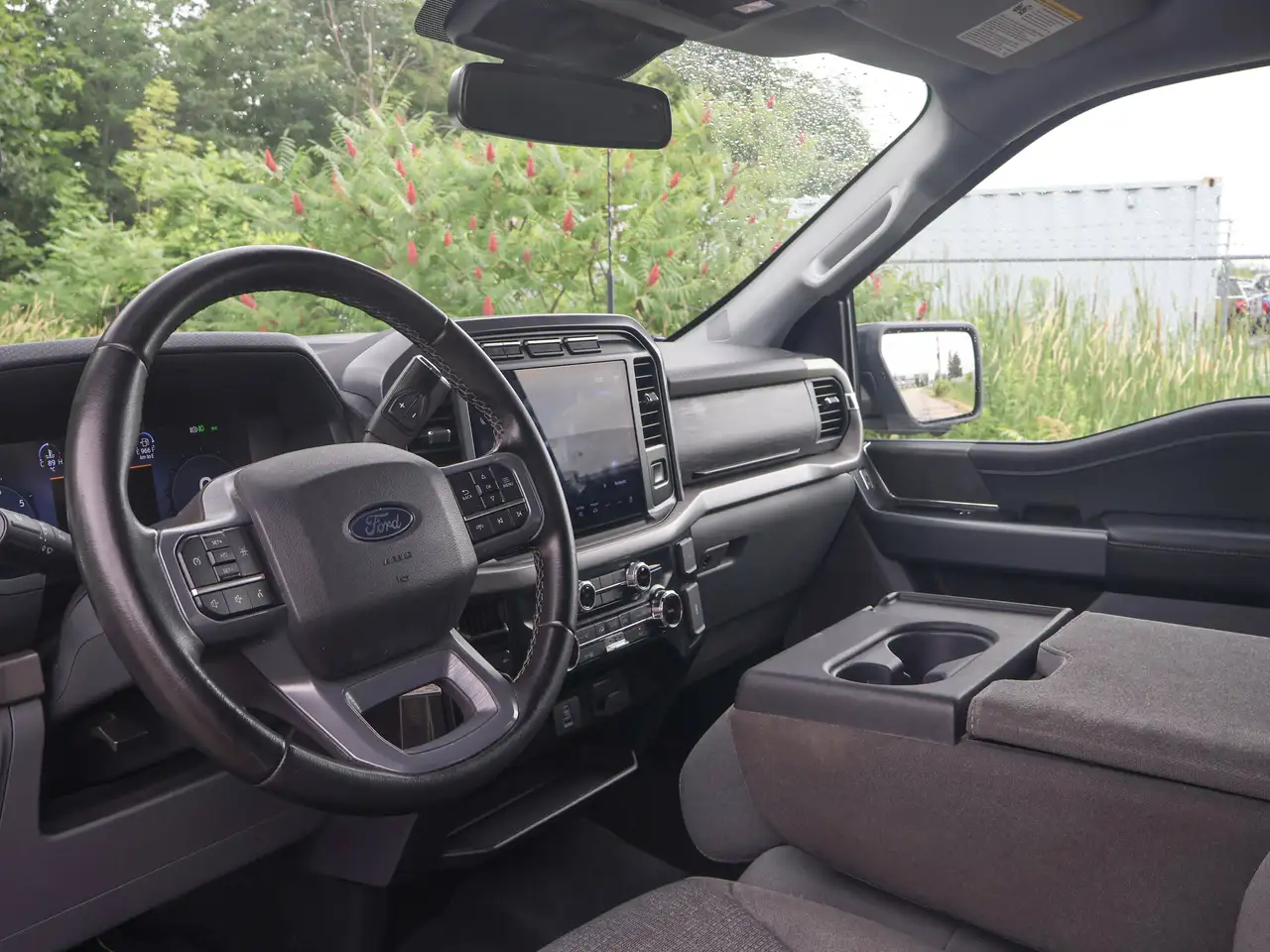 Ford F-150 - Image 13