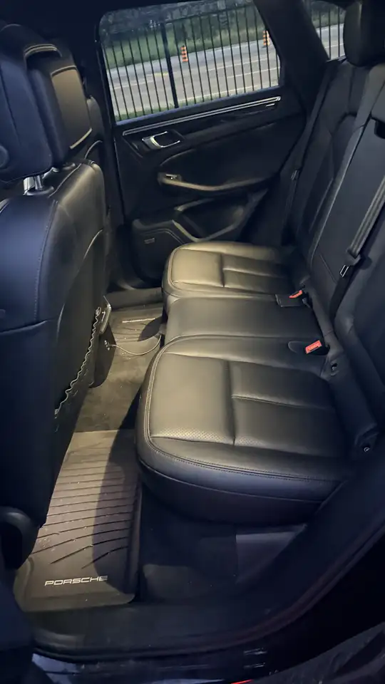 Porsche Macan - Image 6