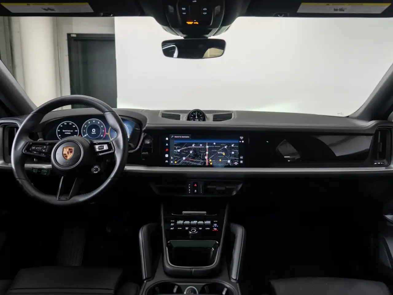 Porsche Cayenne - Image 27