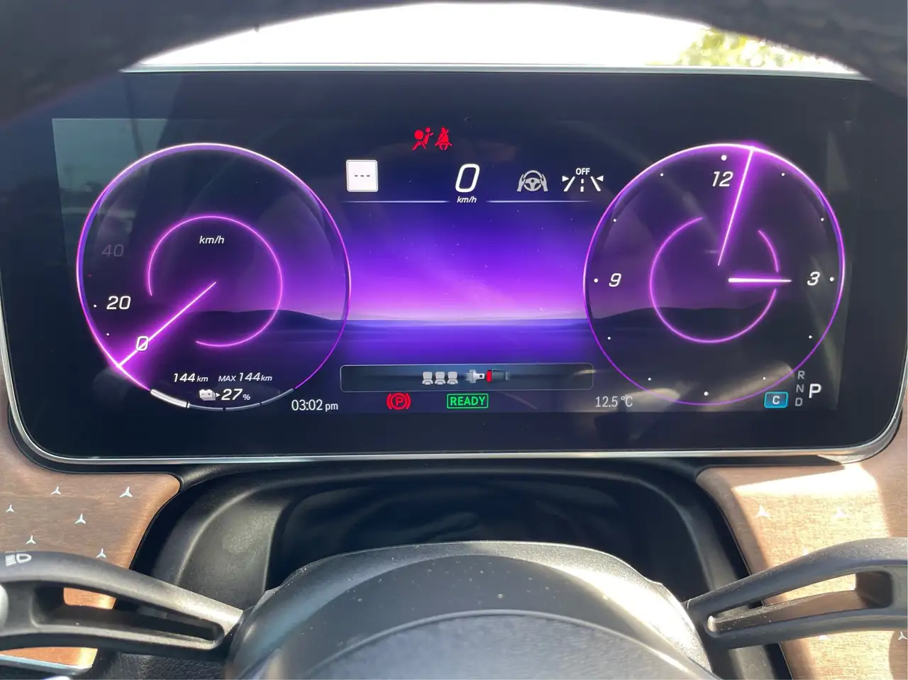 Mercedes-Benz EQS - Image 18