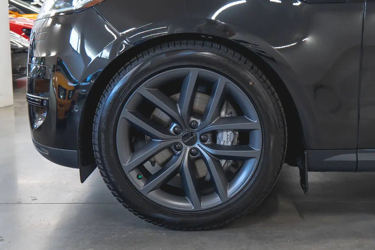 Land Rover Range Rover Sport - Image 19