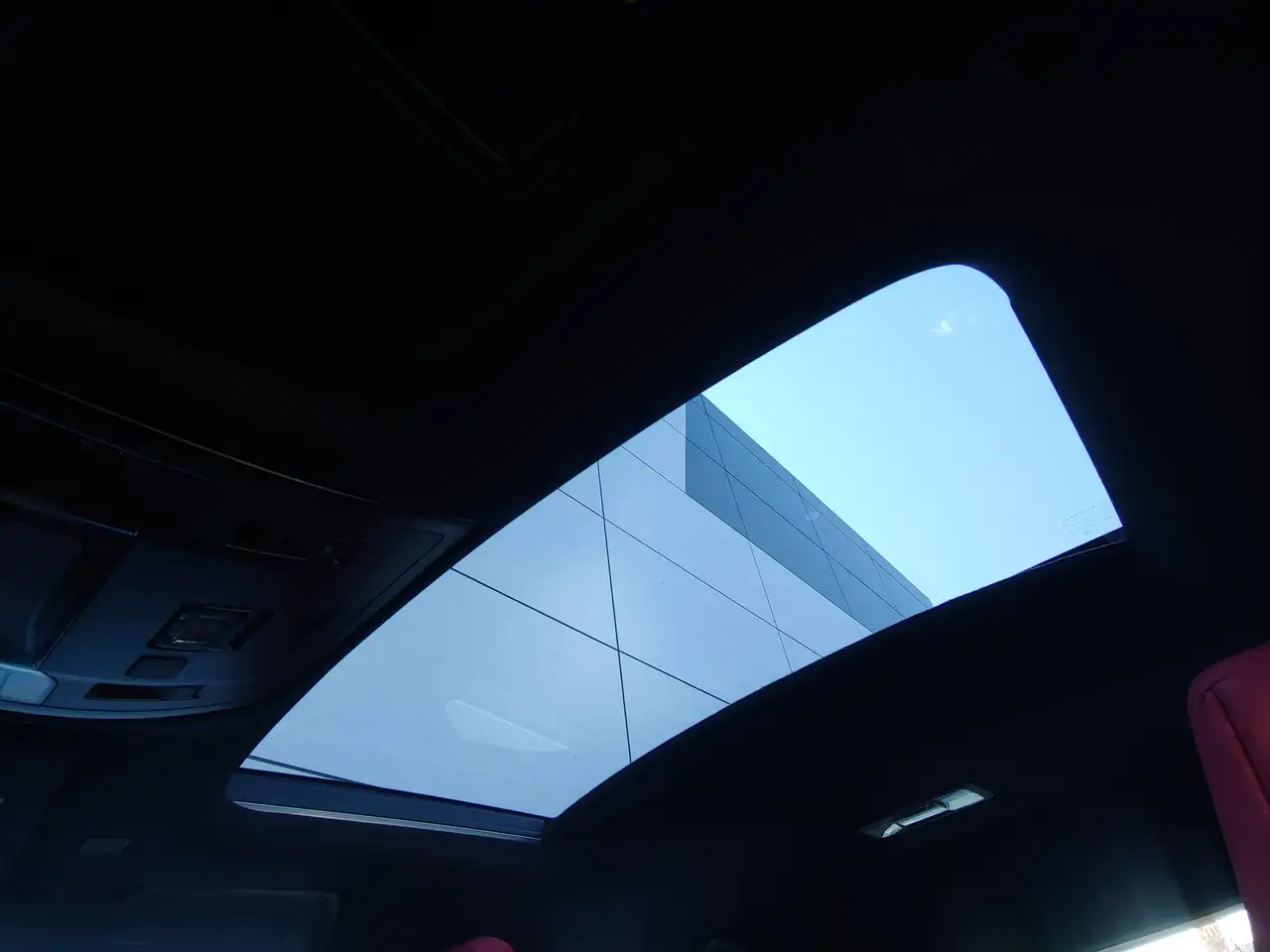 Lexus UX - Image 32