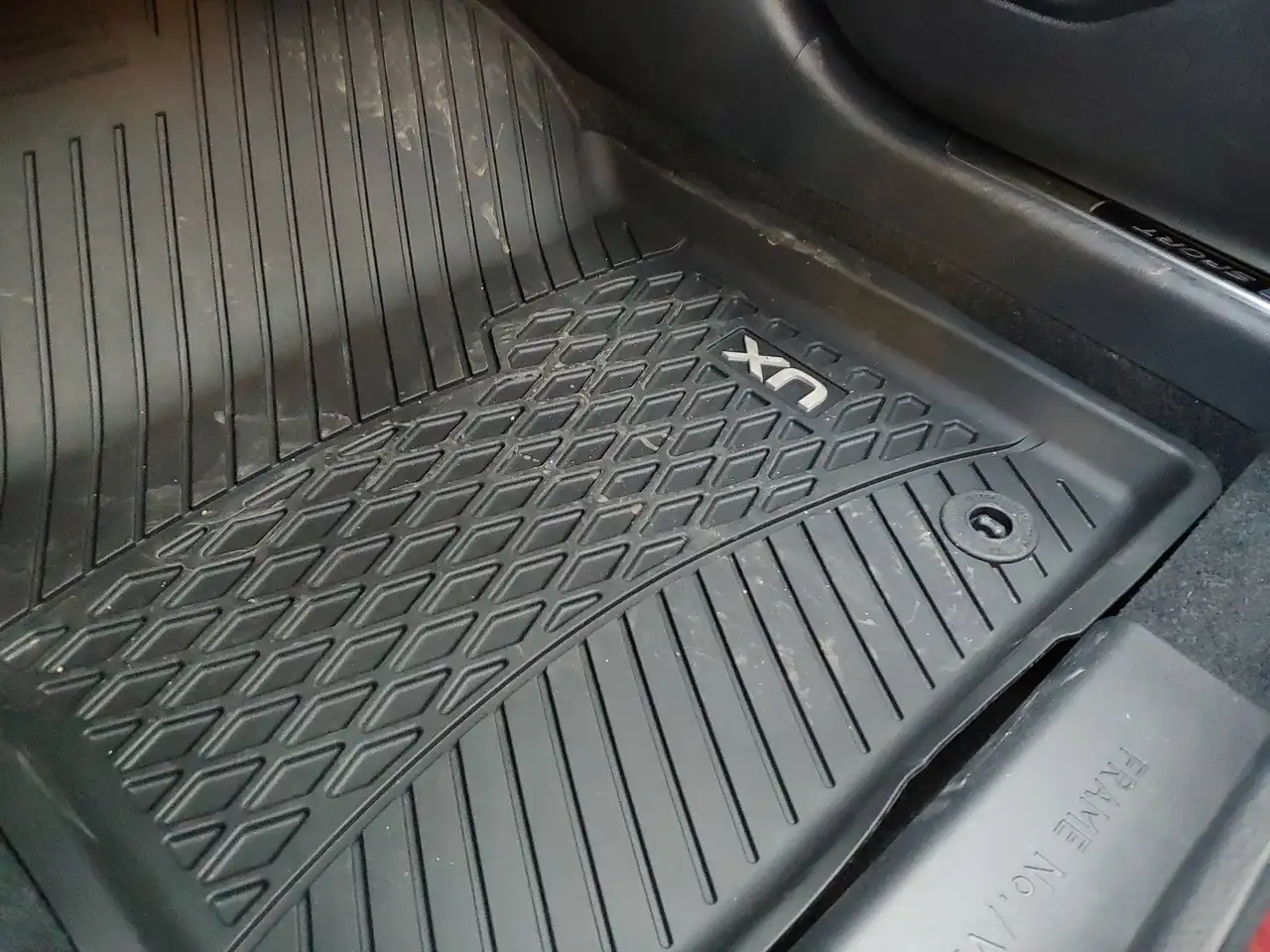 Lexus UX - Image 30