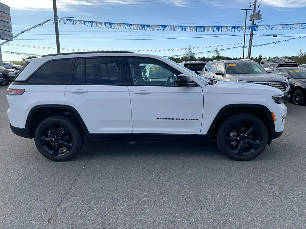 Jeep Grand Cherokee - Image 5