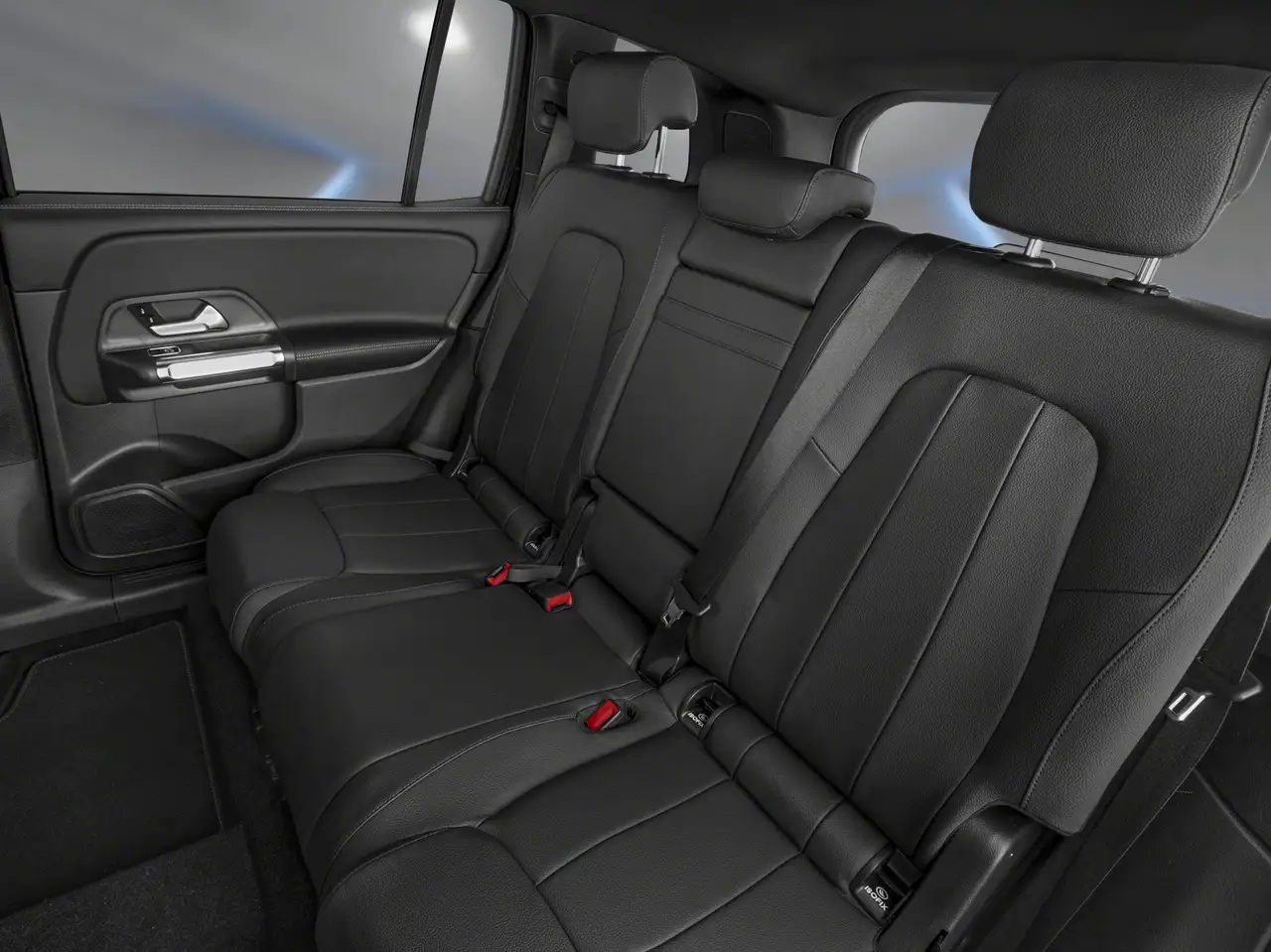 Mercedes-Benz GLB - Image 9