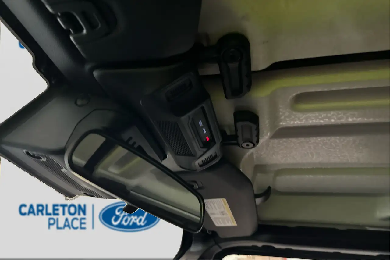 Jeep Wrangler - Image 15