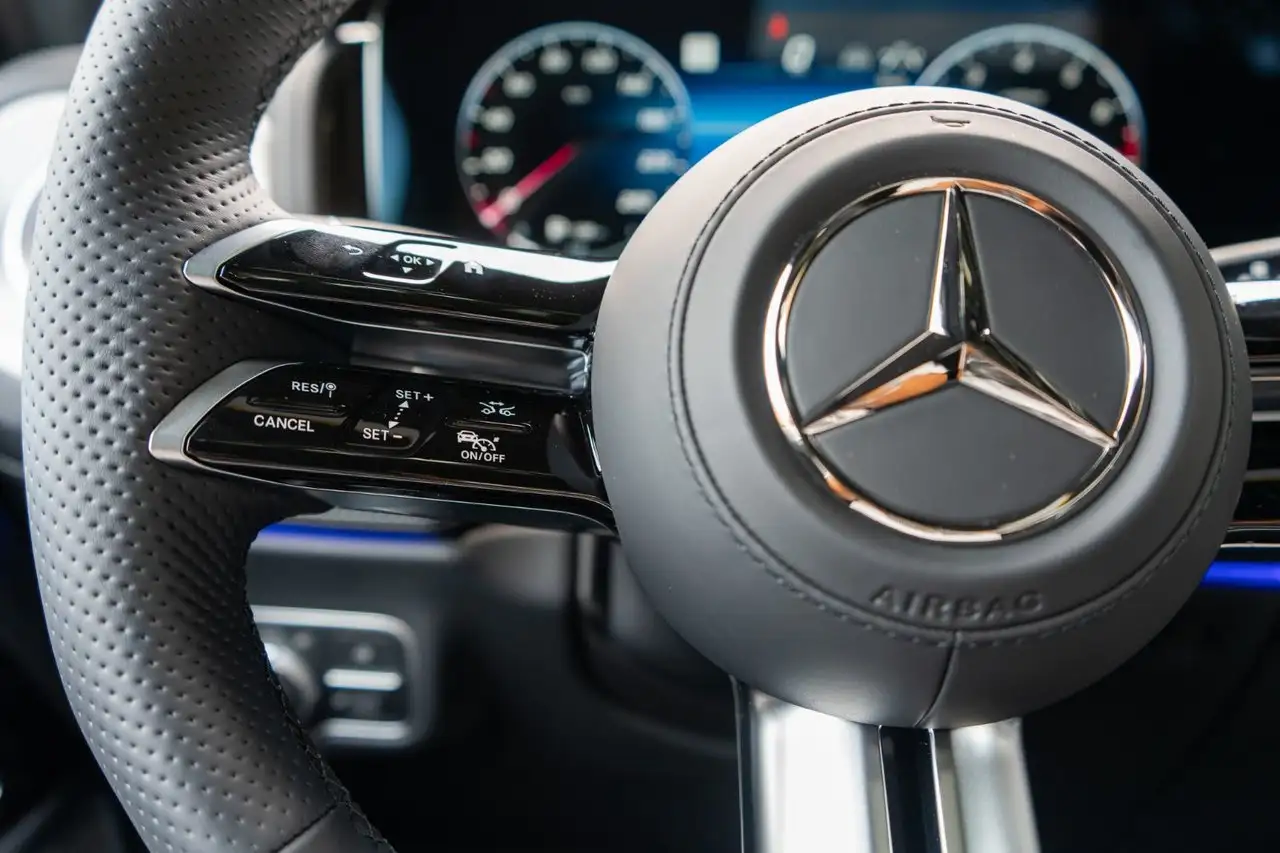 Mercedes-Benz G-Class - Image 8