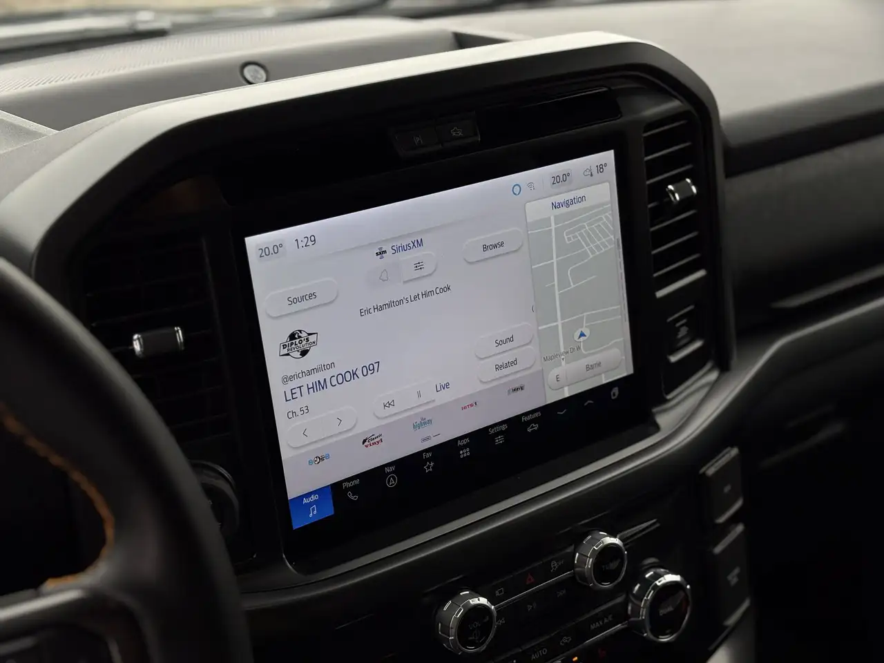 Ford F-150 - Image 22