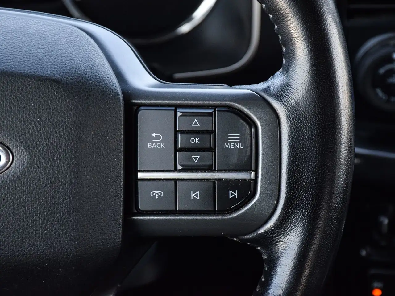 Ford F-150 - Image 17