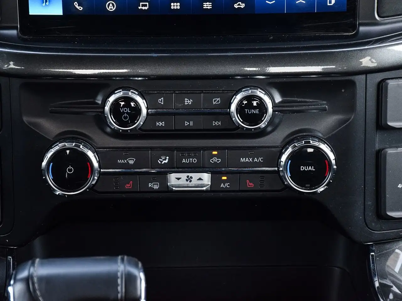 Ford F-150 - Image 20