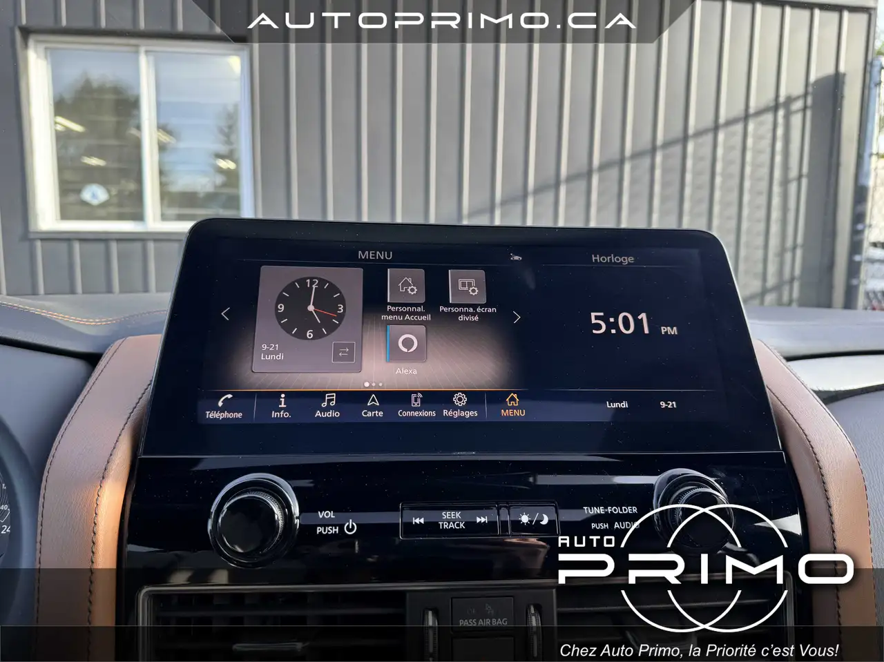 Infiniti QX80 - Image 40