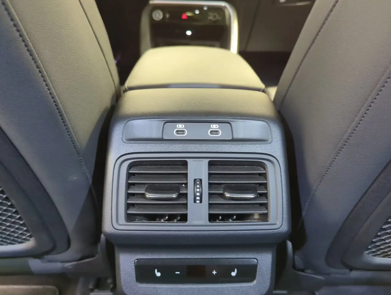 Audi Q5 - Image 21