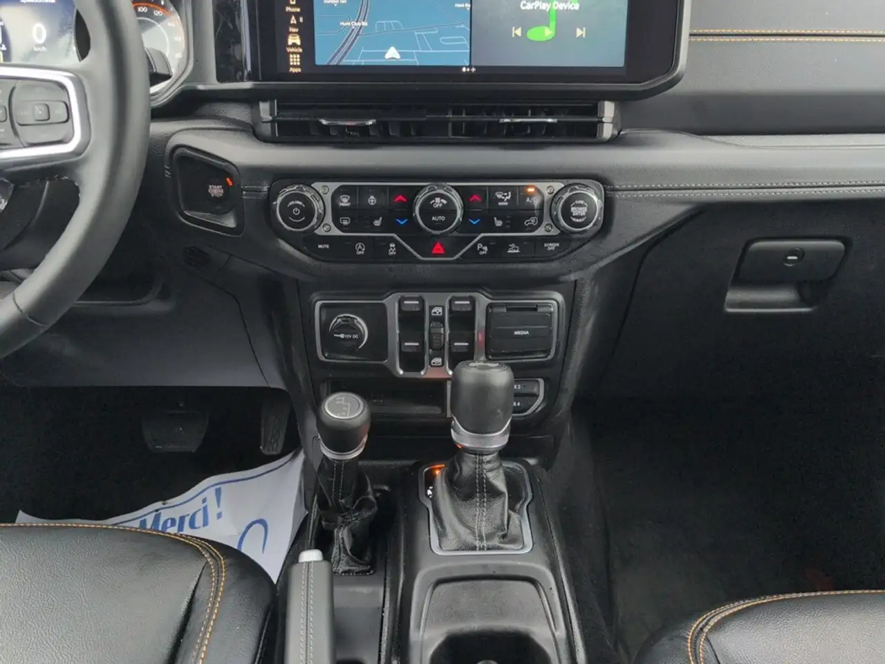 Jeep Wrangler - Image 15