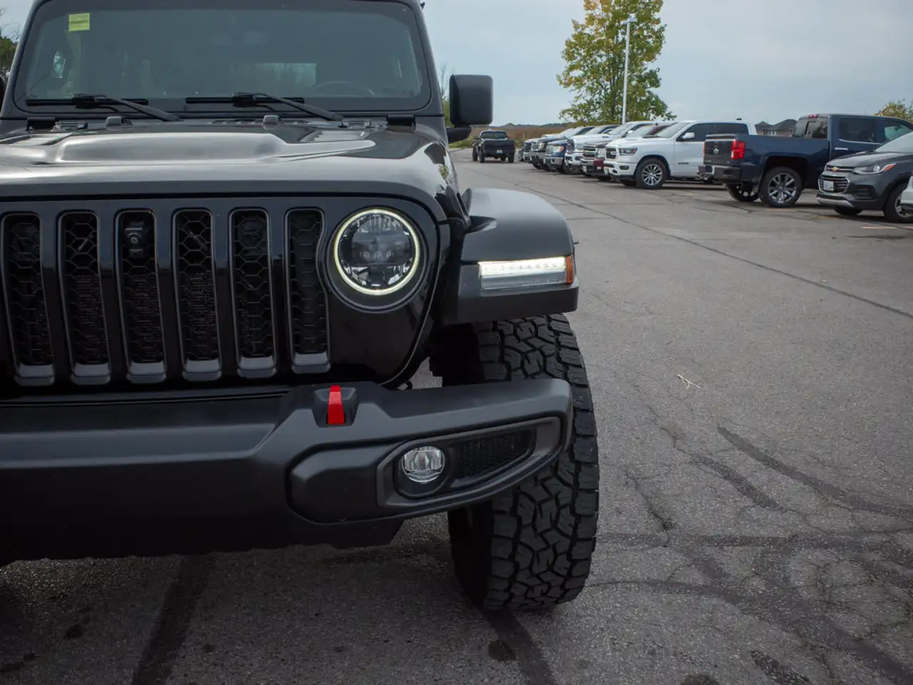 Jeep Wrangler - Image 11