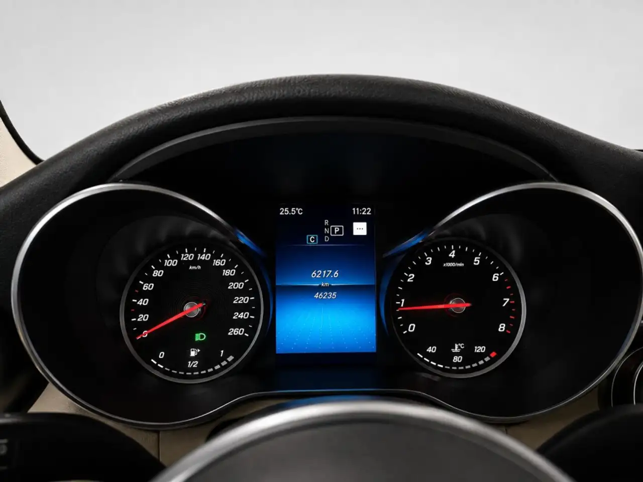 Mercedes-Benz GLC - Image 15