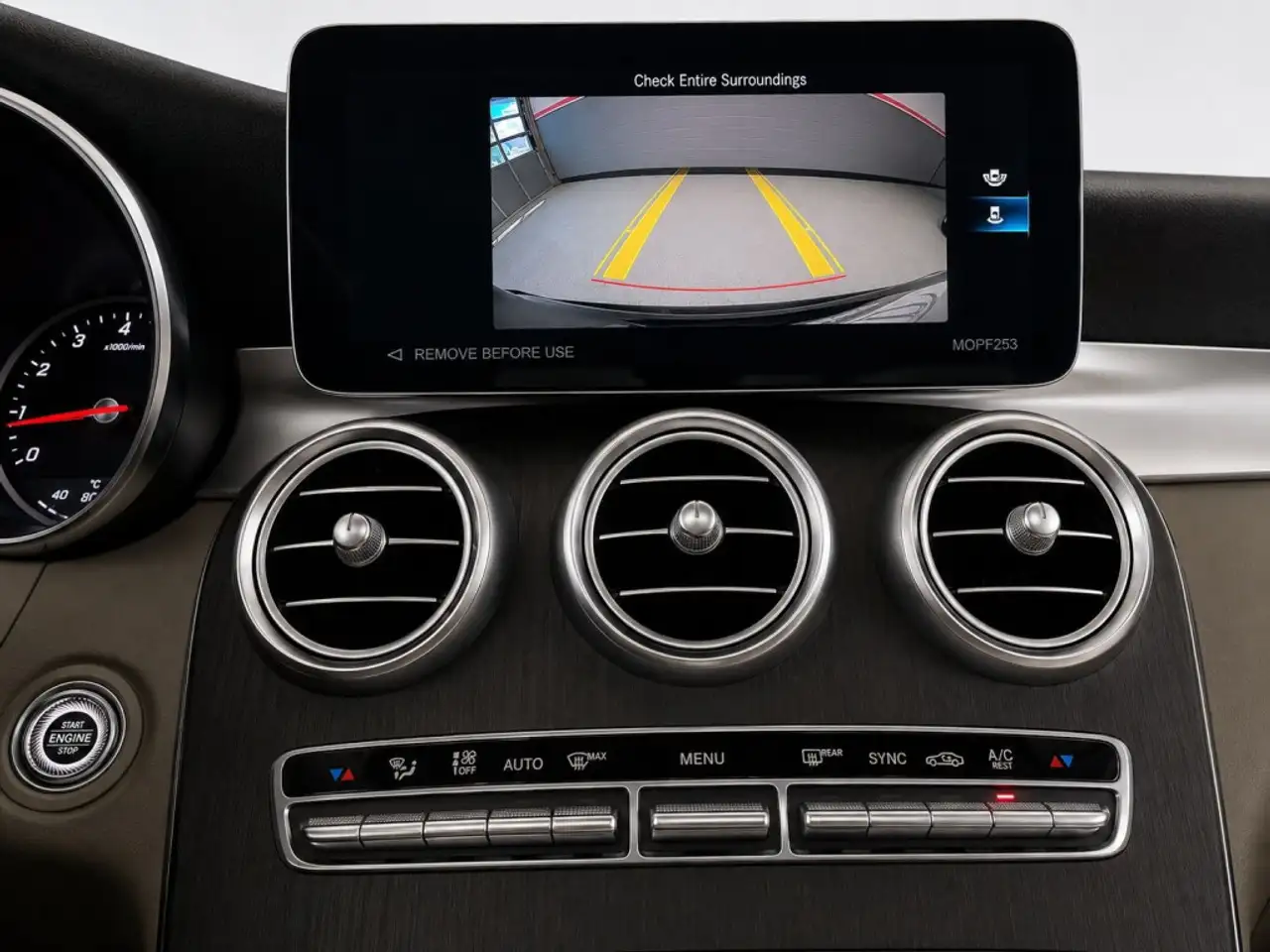 Mercedes-Benz GLC - Image 17