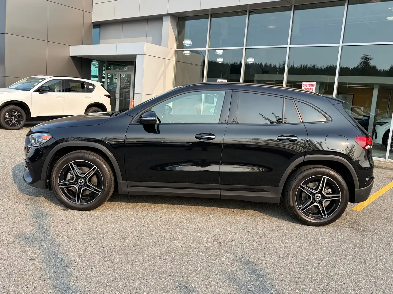 Mercedes-Benz GLA - Image 2