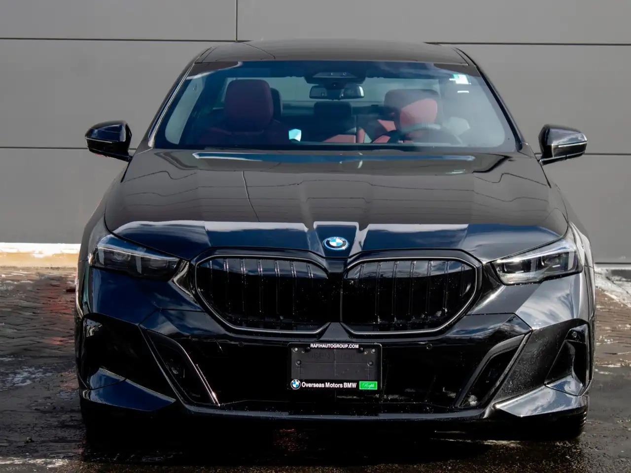 BMW 5 Series - Image 2