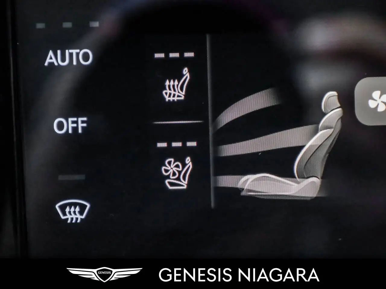 Genesis GV70 - Image 25