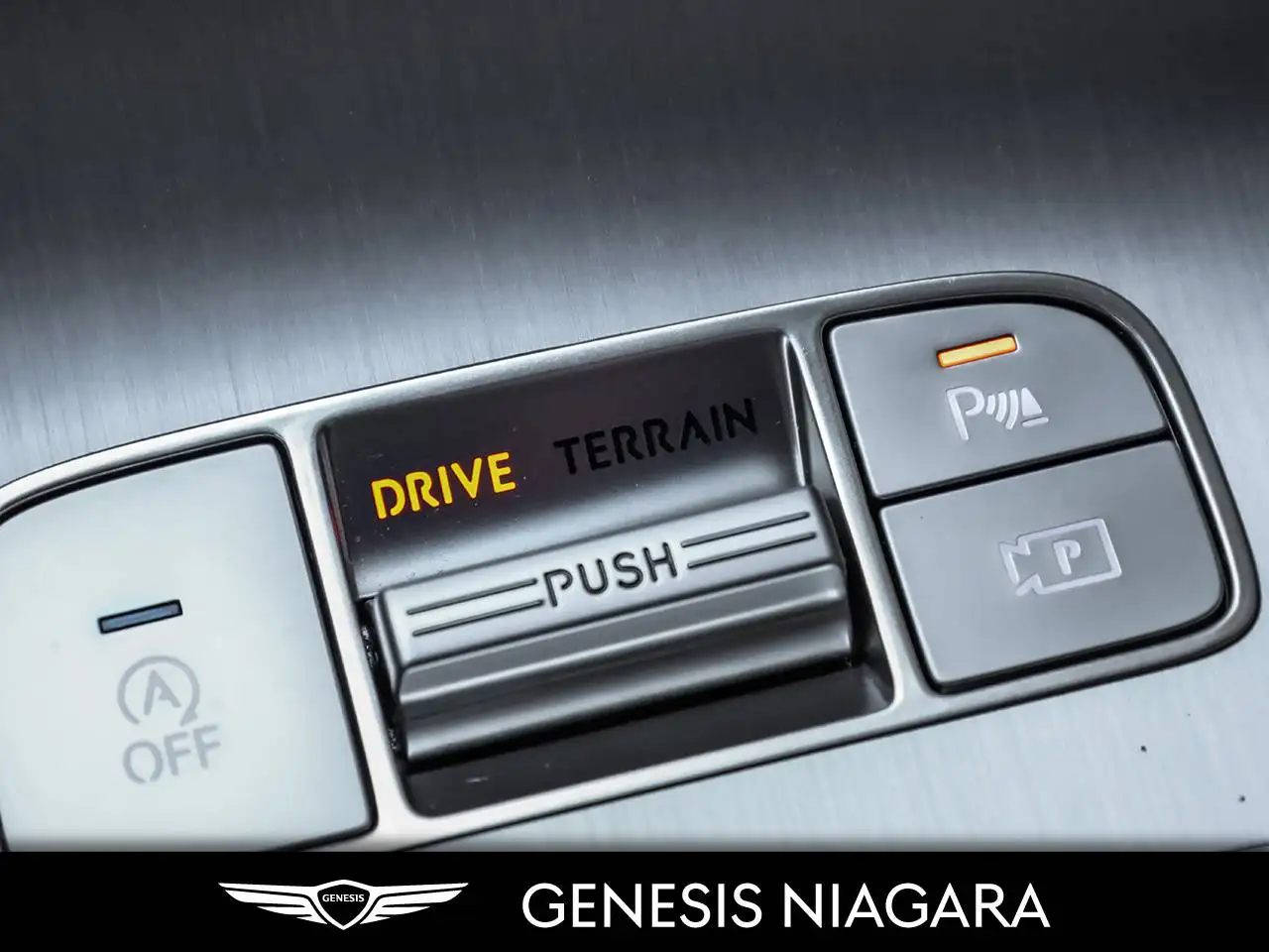 Genesis GV70 - Image 27