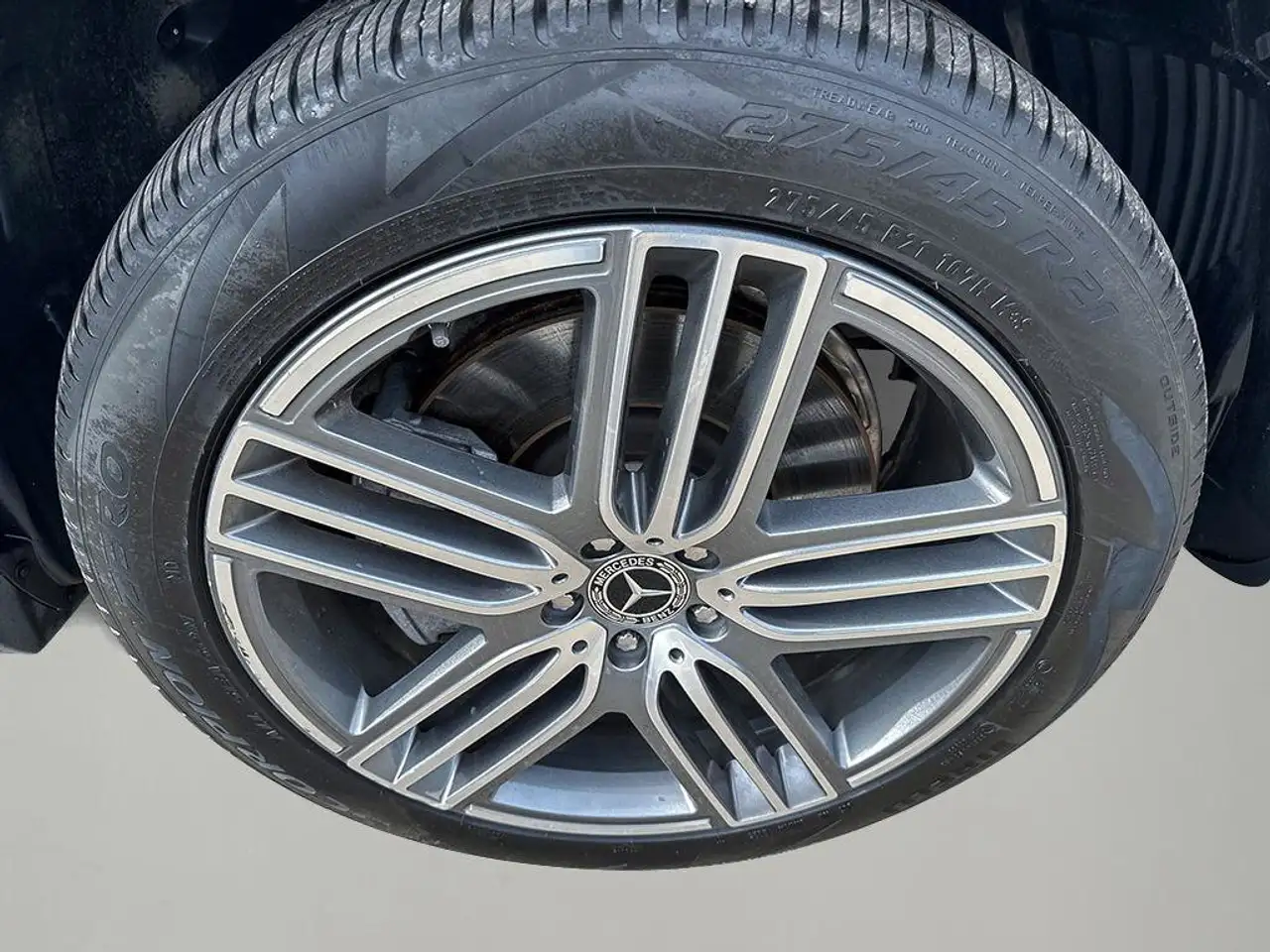 Mercedes-Benz GLS - Image 10
