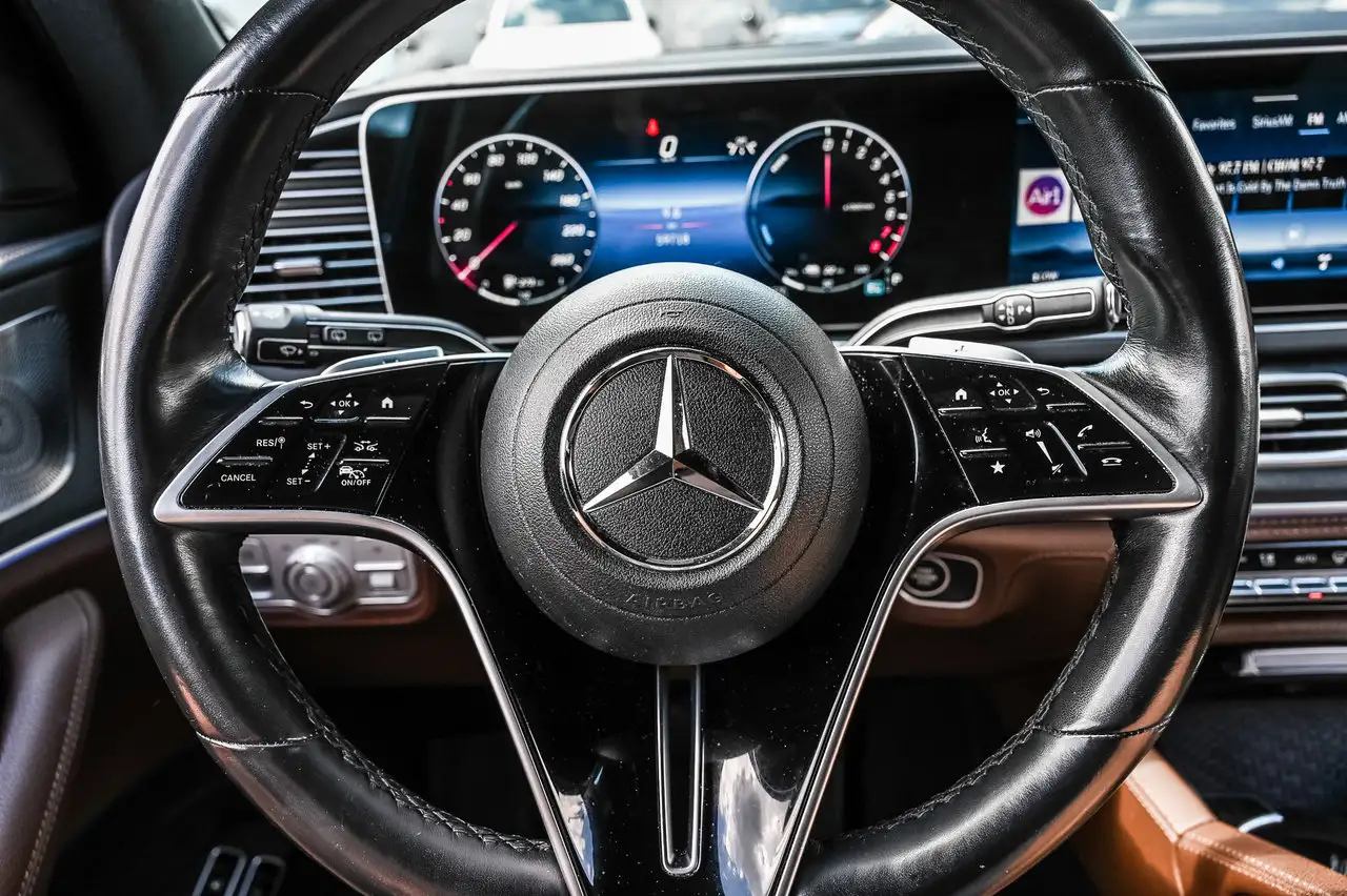 Mercedes-Benz GLE - Image 14