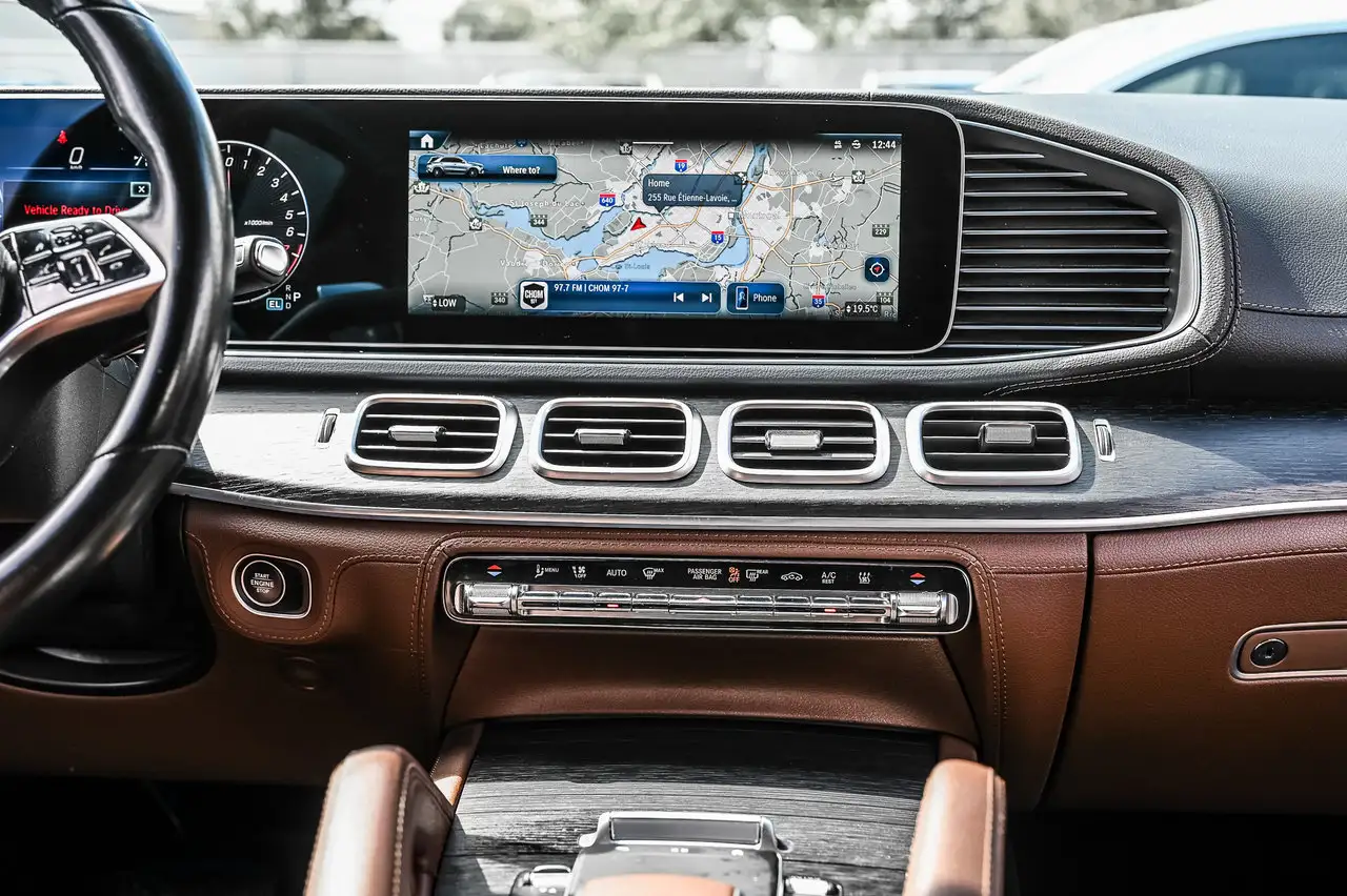 Mercedes-Benz GLE - Image 26