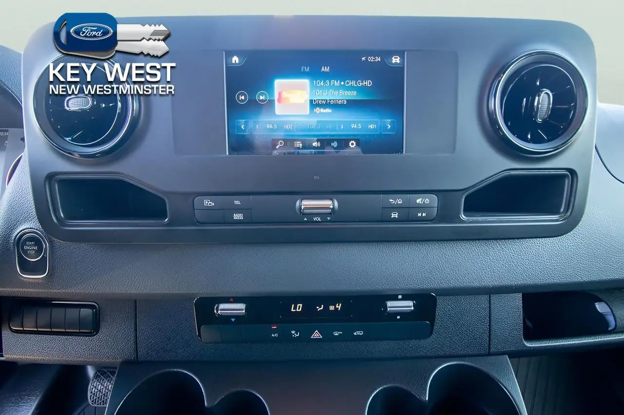 Mercedes-Benz Sprinter - Image 17