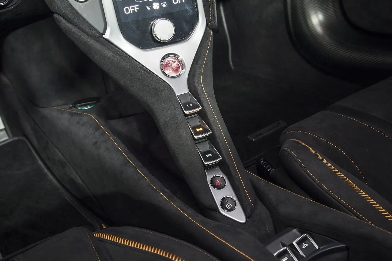 McLaren 750S - Image 21