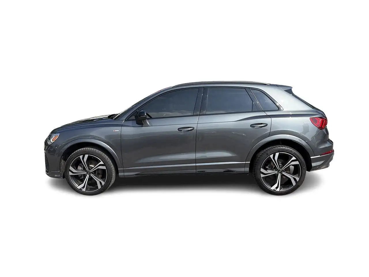Audi Q3 - Image 8