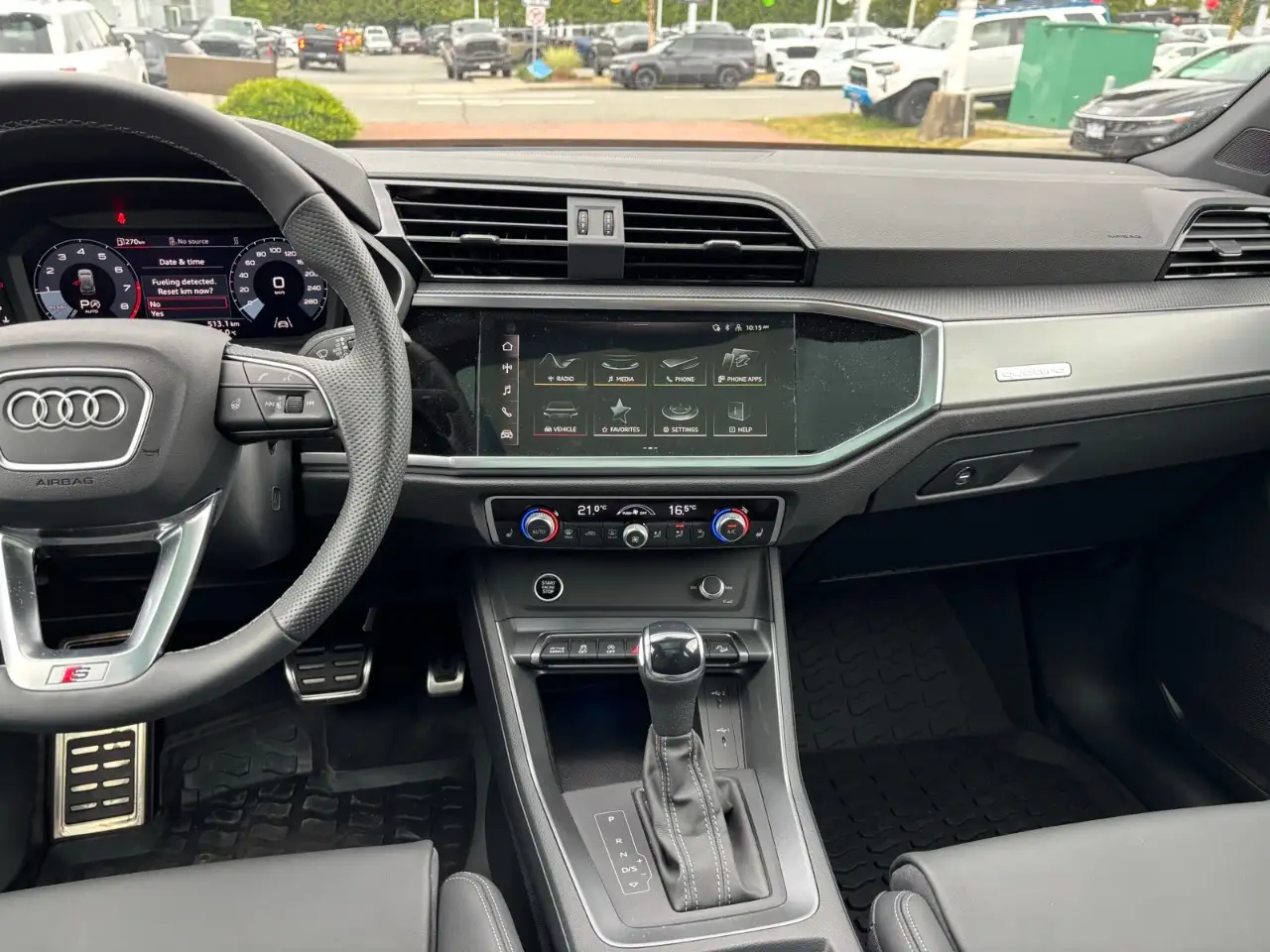 Audi Q3 - Image 16