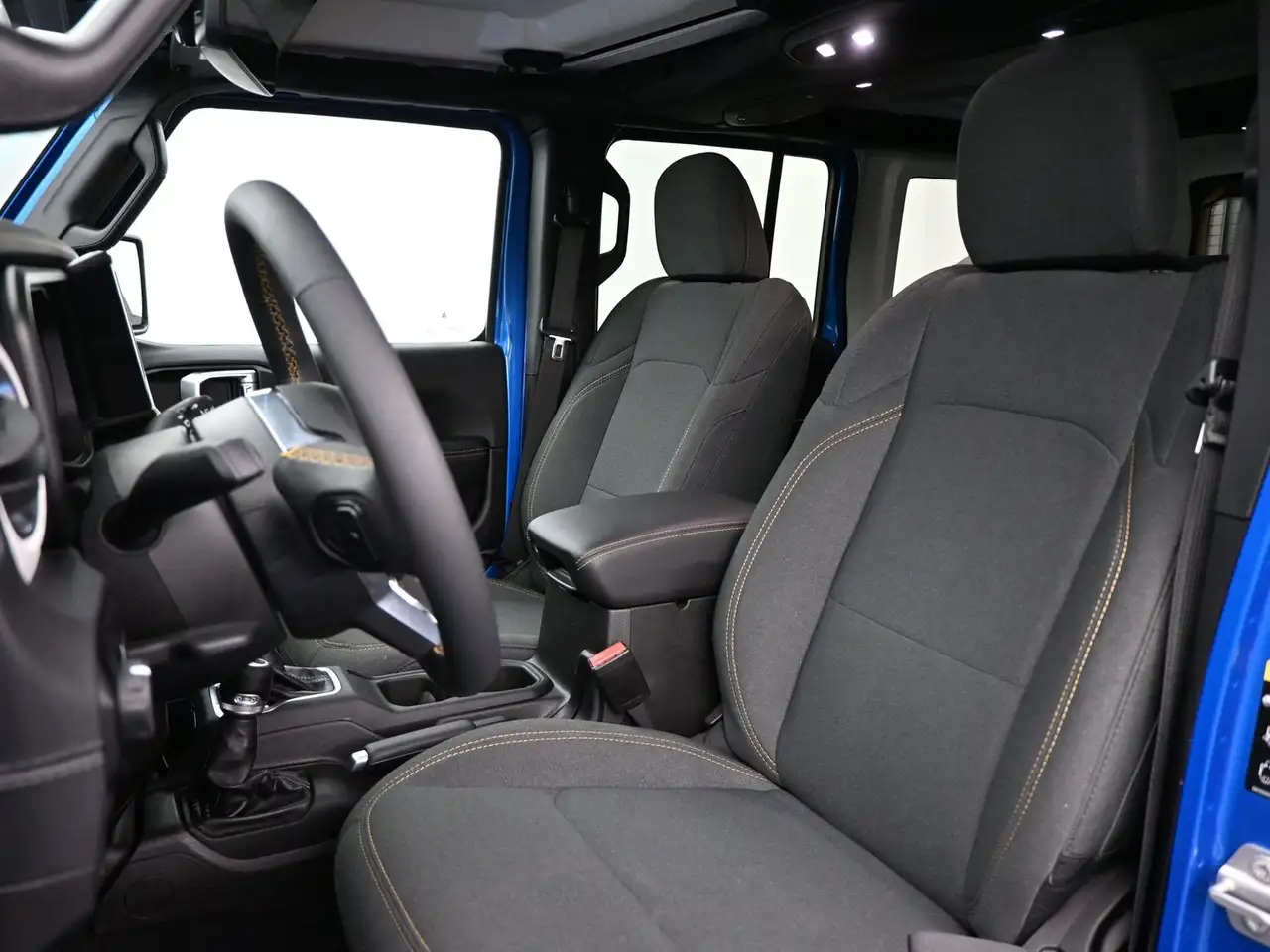 Jeep Wrangler - Image 20