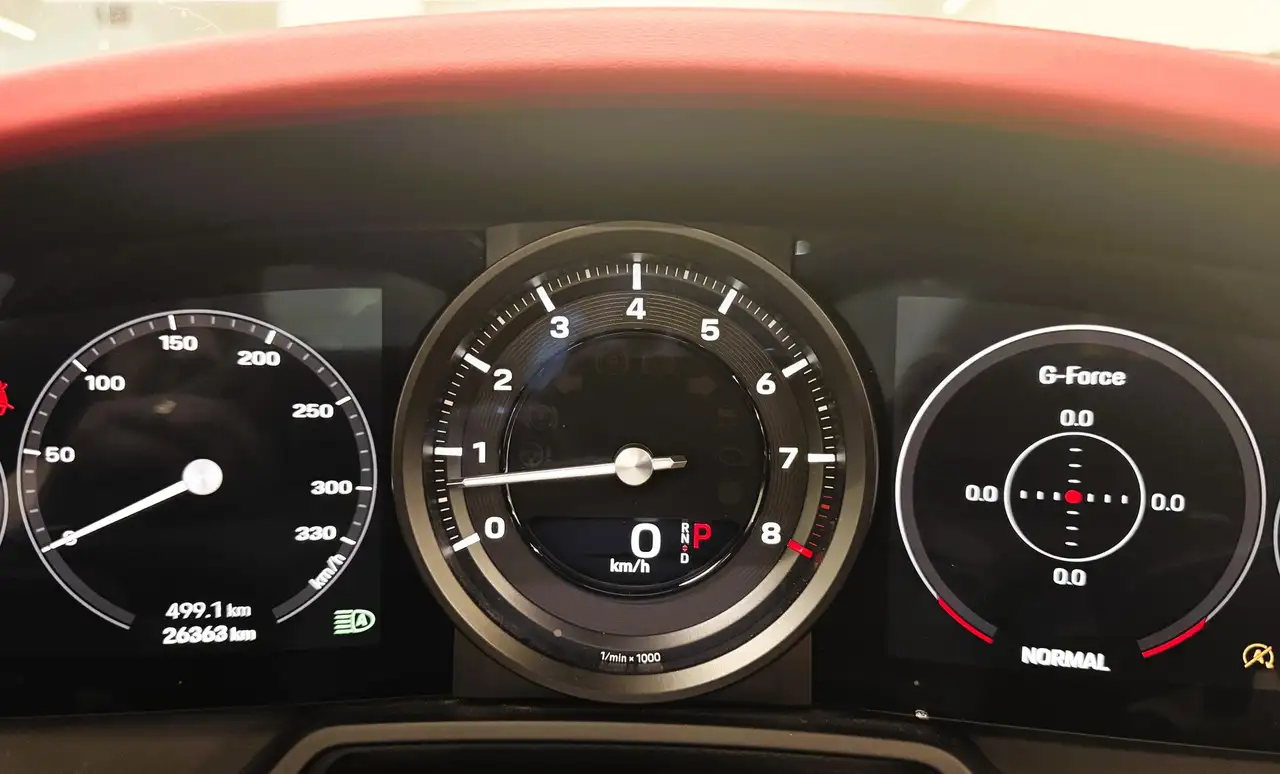 Porsche 911 - Image 29