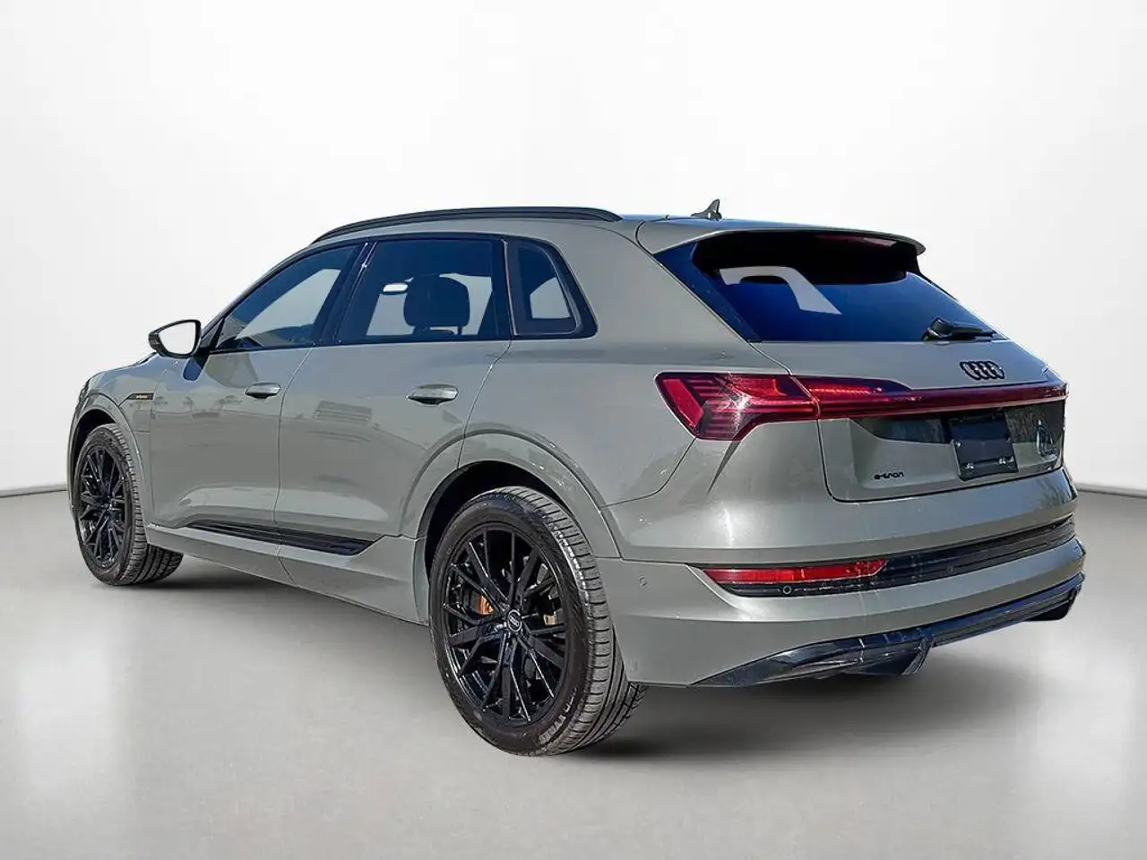 Audi e-tron - Image 4