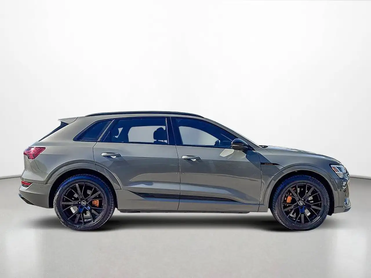 Audi e-tron - Image 7
