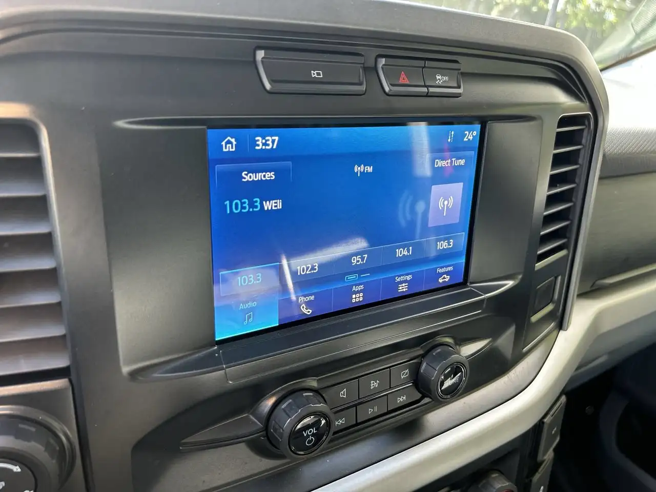 Ford F-150 - Image 23