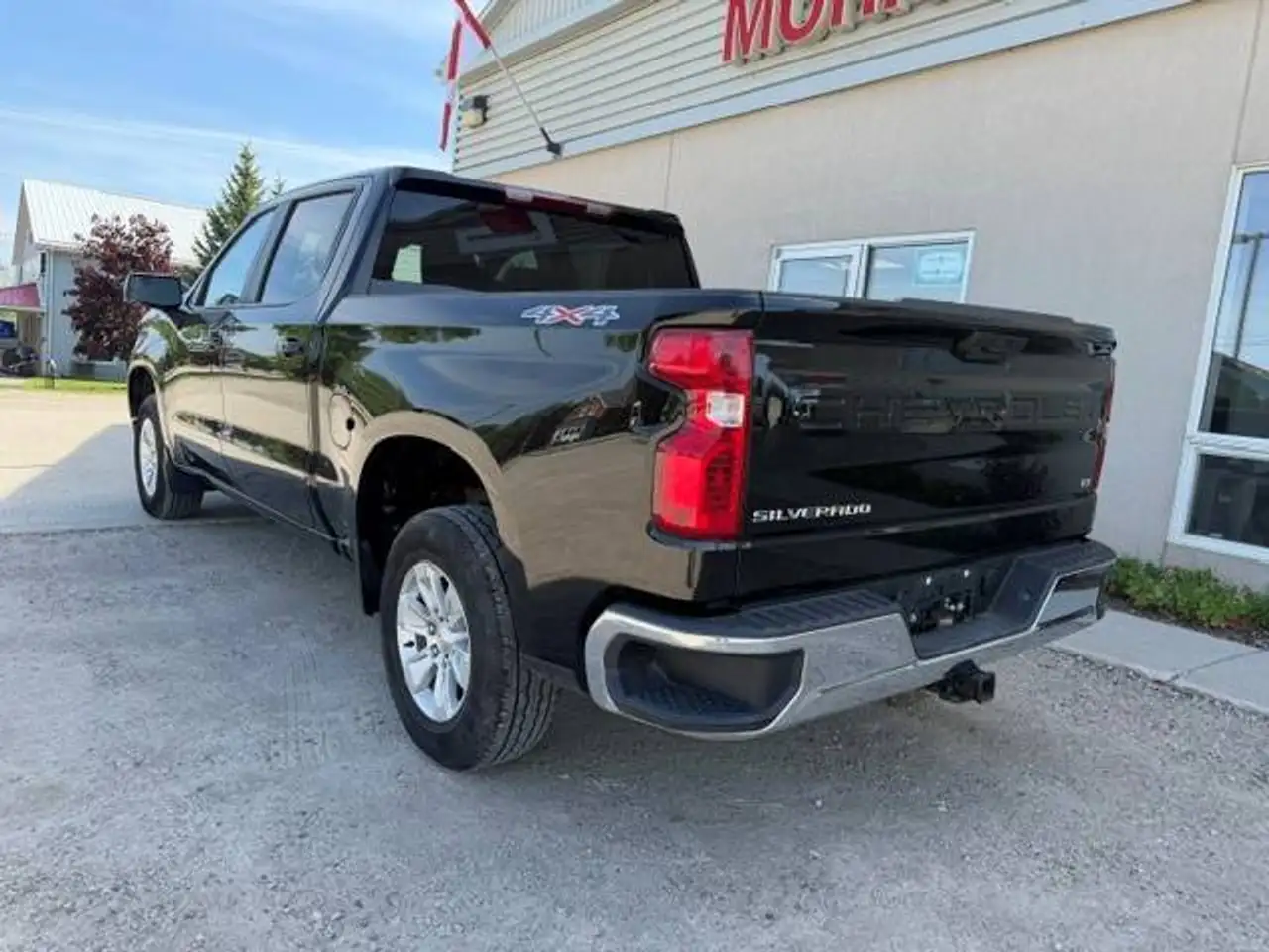 Chevrolet Silverado 1500 - Image 5