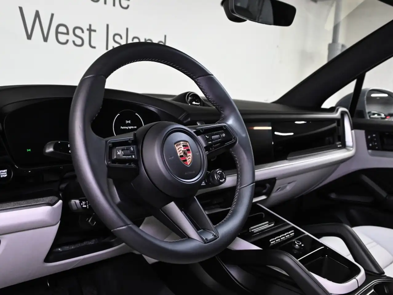 Porsche Cayenne - Image 10