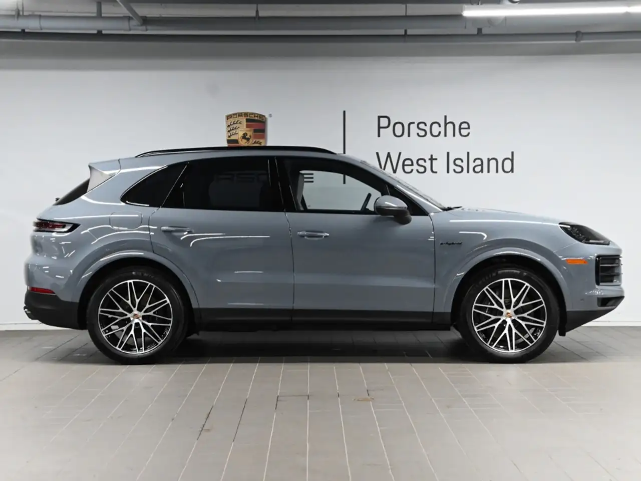 Porsche Cayenne - Image 5