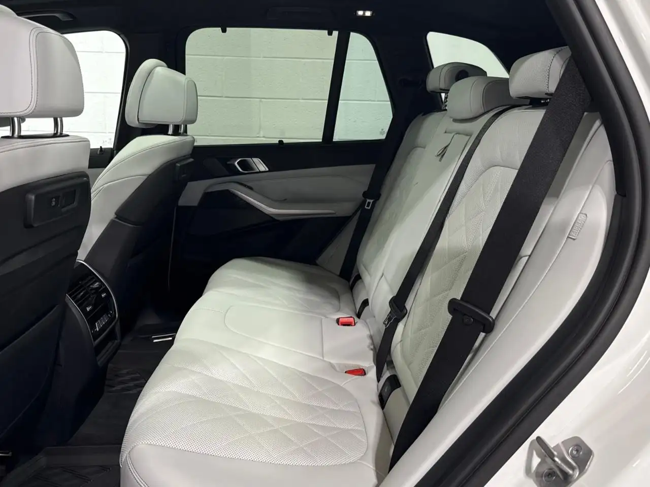BMW X5 - Image 9