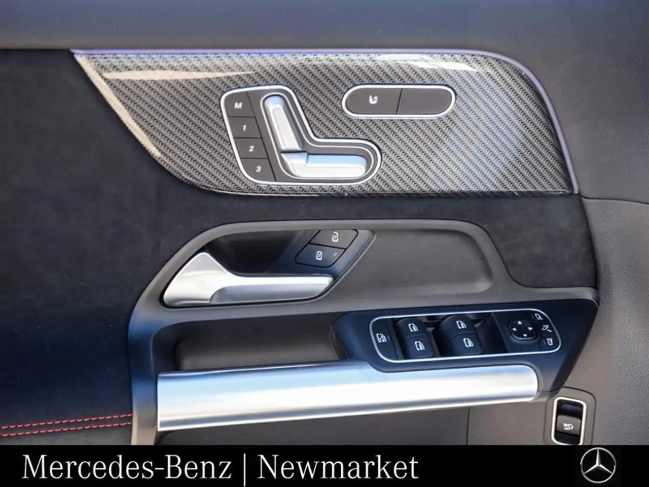 Mercedes-Benz GLA - Image 11