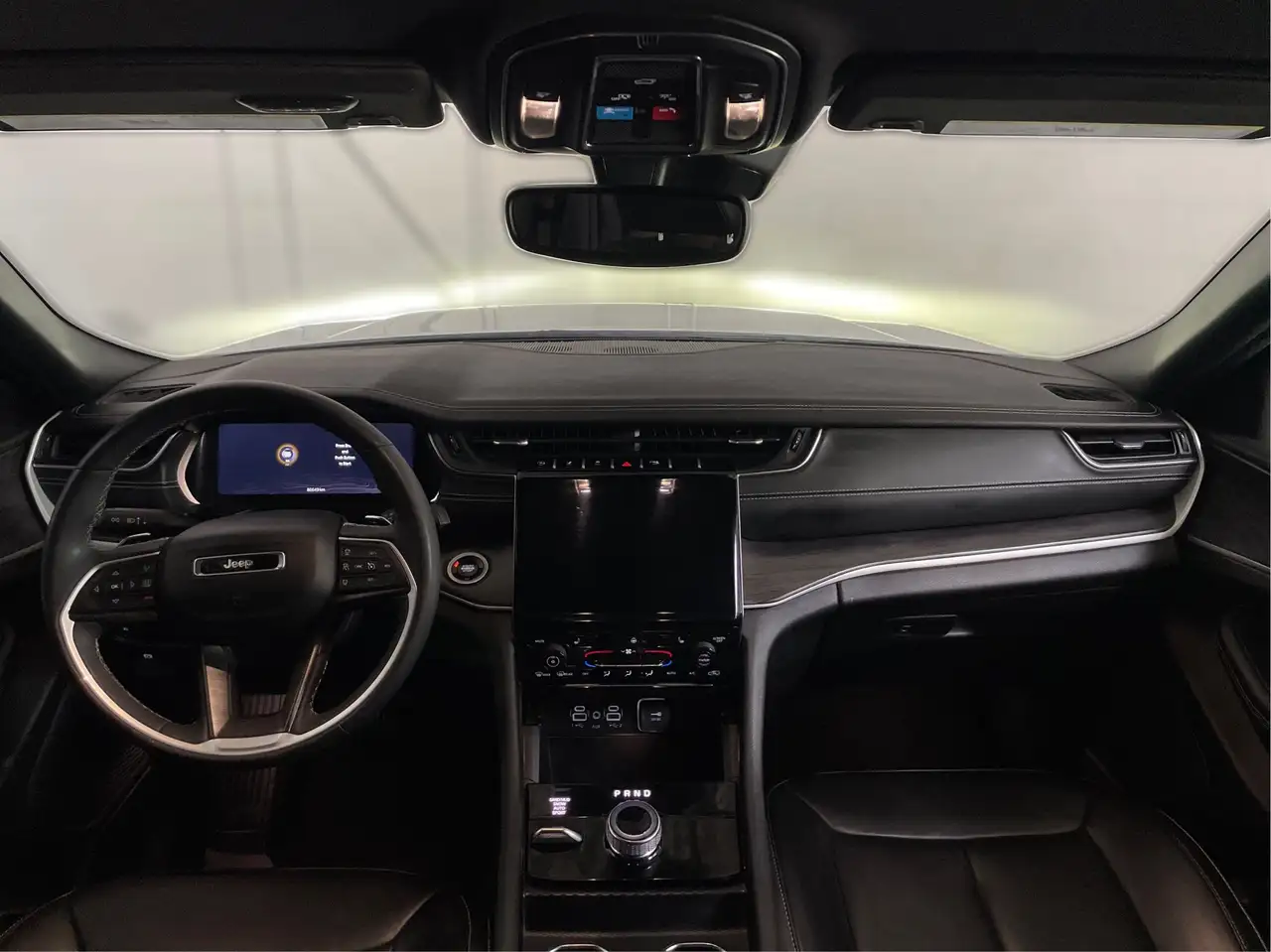 Jeep Grand Cherokee - Image 5