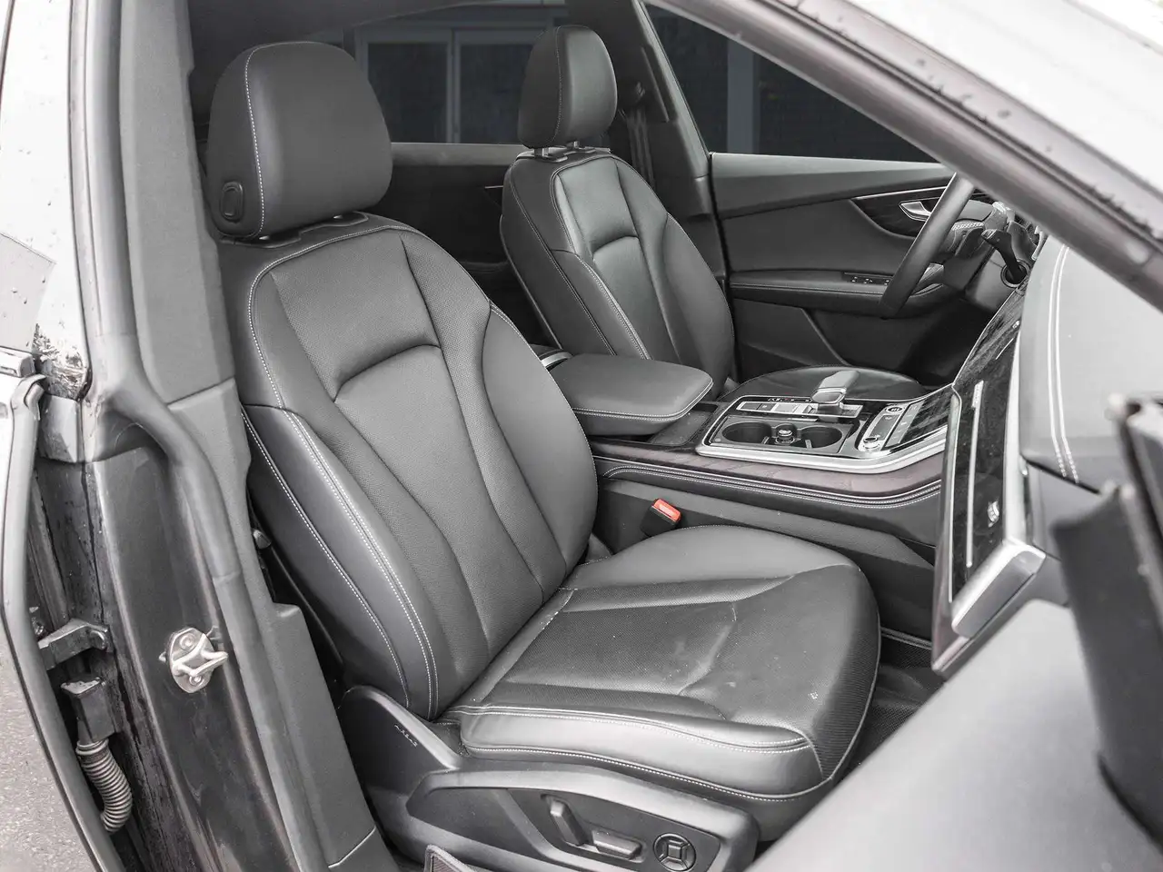 Audi Q8 - Image 23